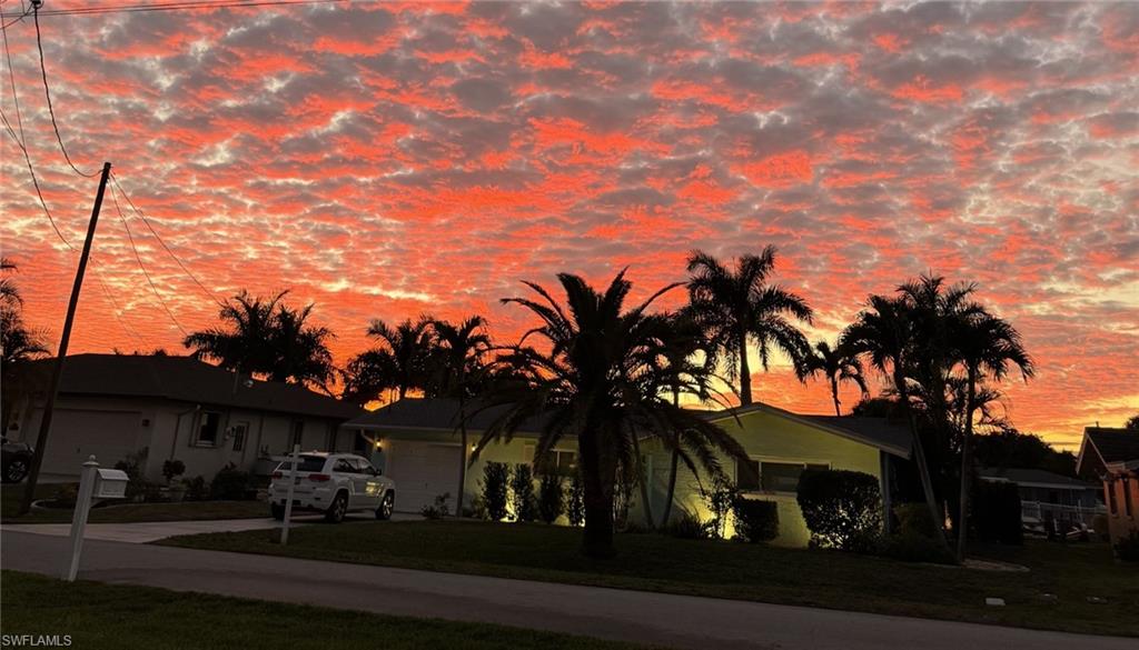 YACHT CLUB - Residential