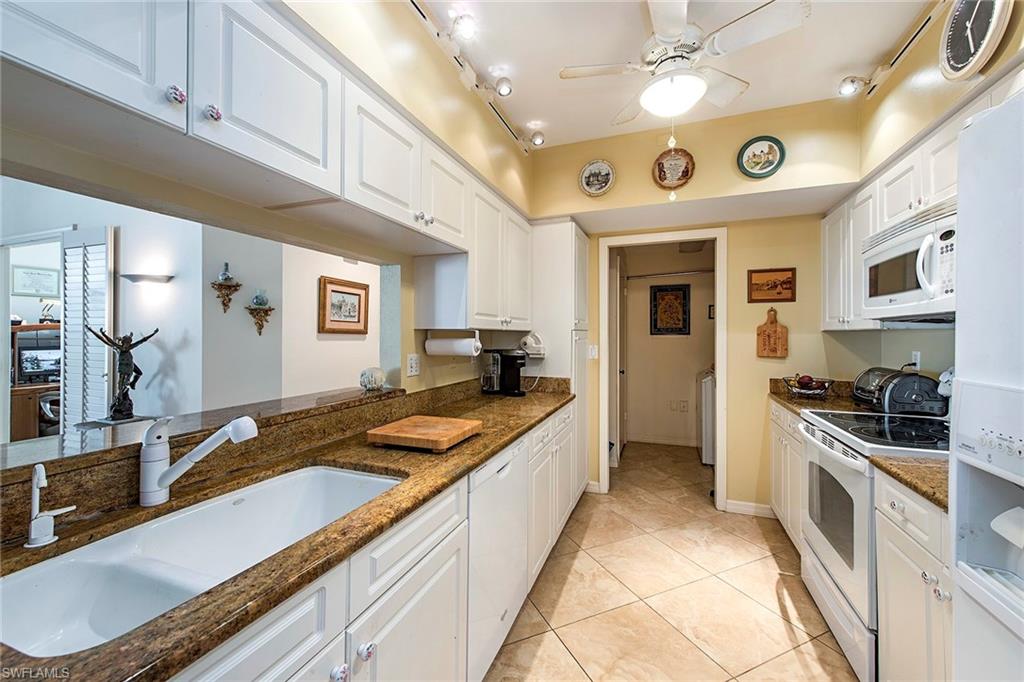 WILLOW BROOK AT PELICAN BAY - Residential