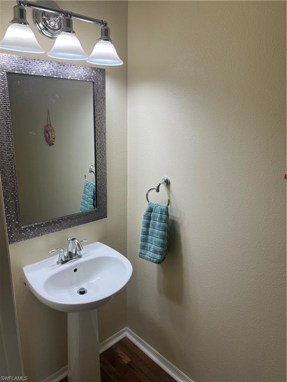 BAYSHORE COMMONS - Residential