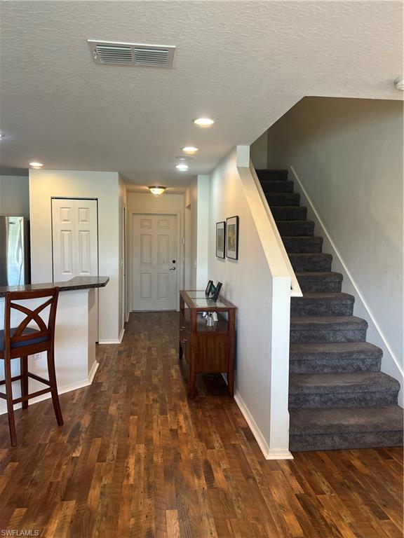 BAYSHORE COMMONS - Residential