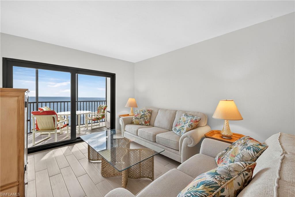 7500 Estero BLVD 706