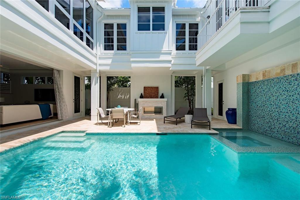 OLDE NAPLES - Residential