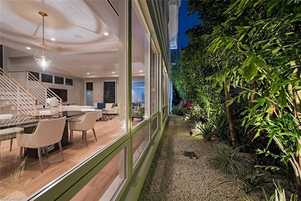 OLDE NAPLES - Residential