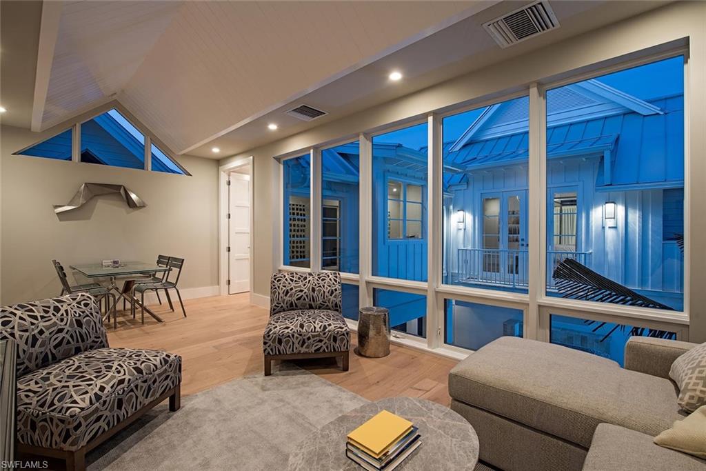 OLDE NAPLES - Residential