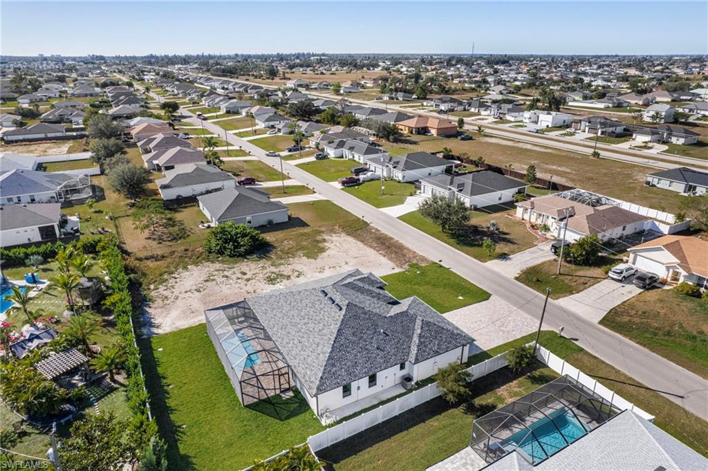 CAPE CORAL - Residential