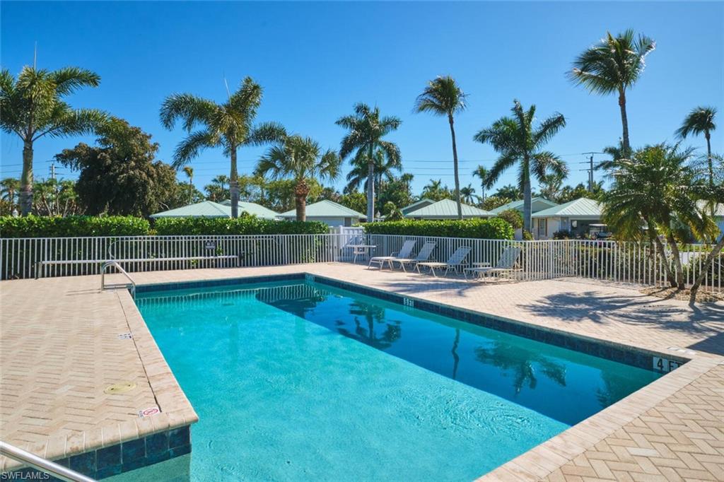 SAGAMORE COURT - Residential