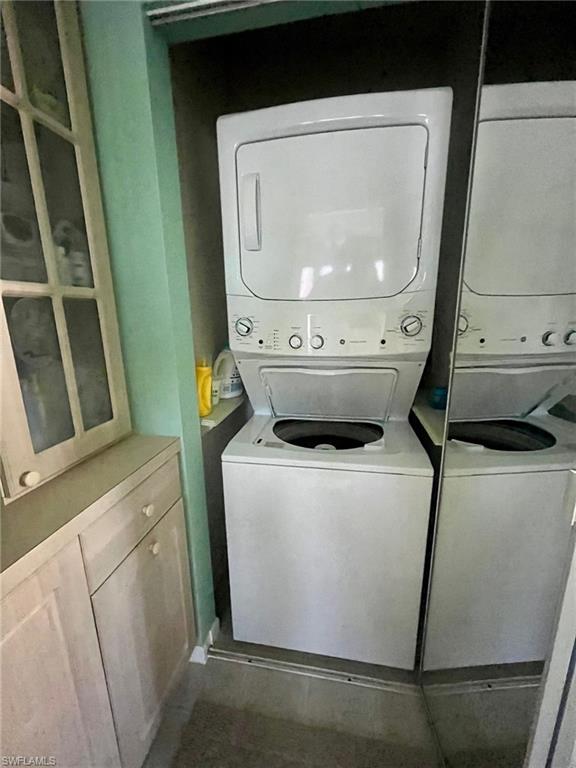 SILVER LAKES - Residential