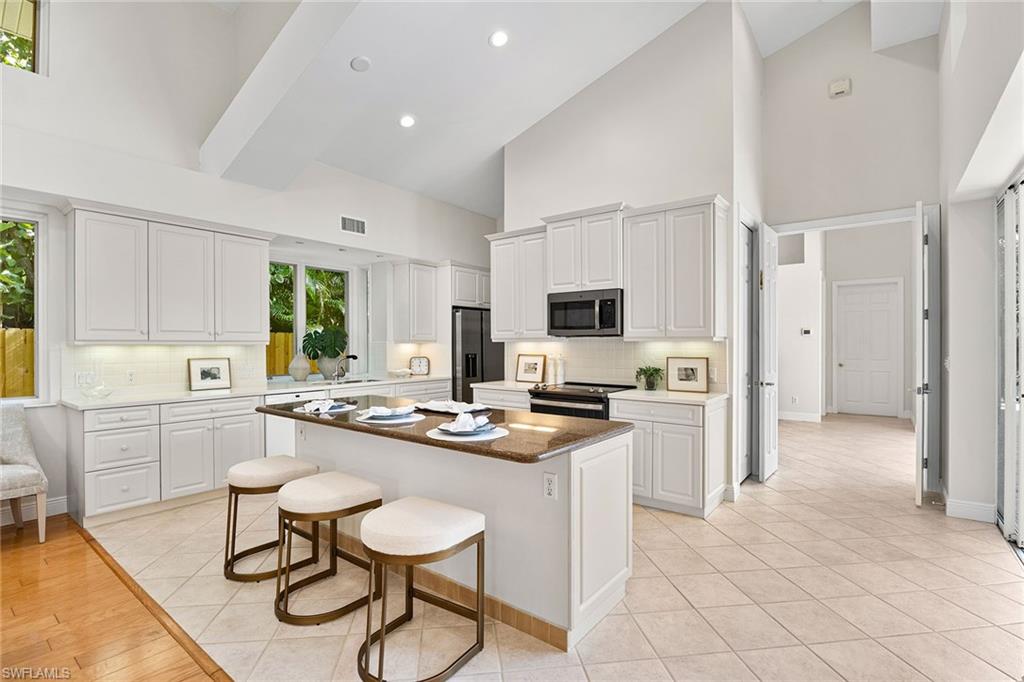 OLDE NAPLES - Residential