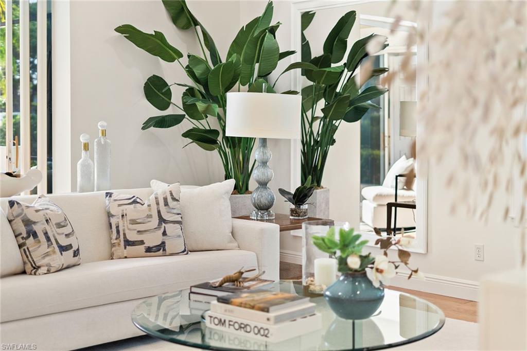 OLDE NAPLES - Residential