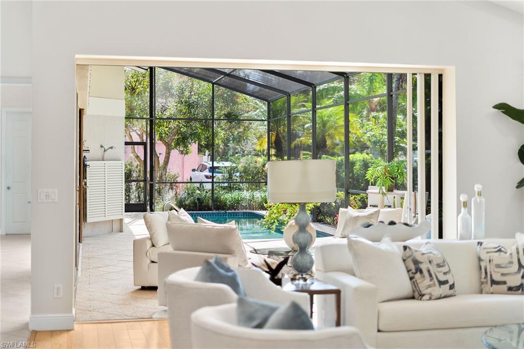 OLDE NAPLES - Residential