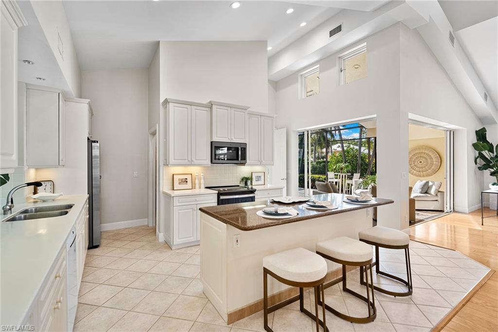 OLDE NAPLES - Residential