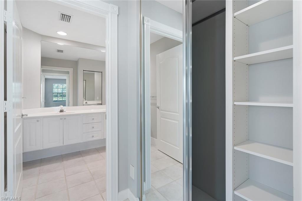 VILLAGE WALK - Residential