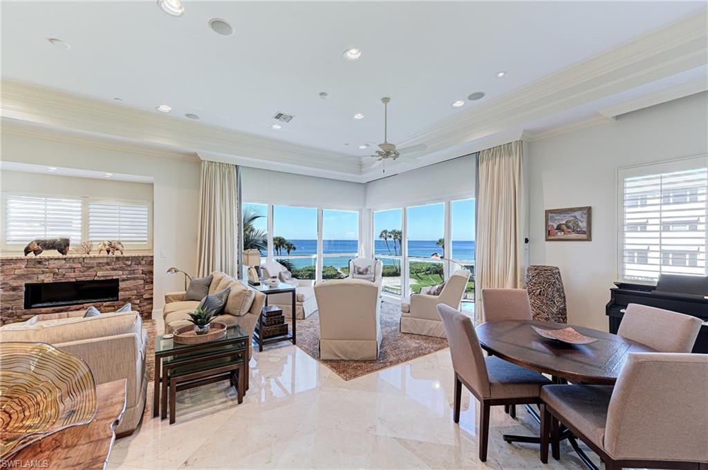 BAREFOOT BEACH - Residential