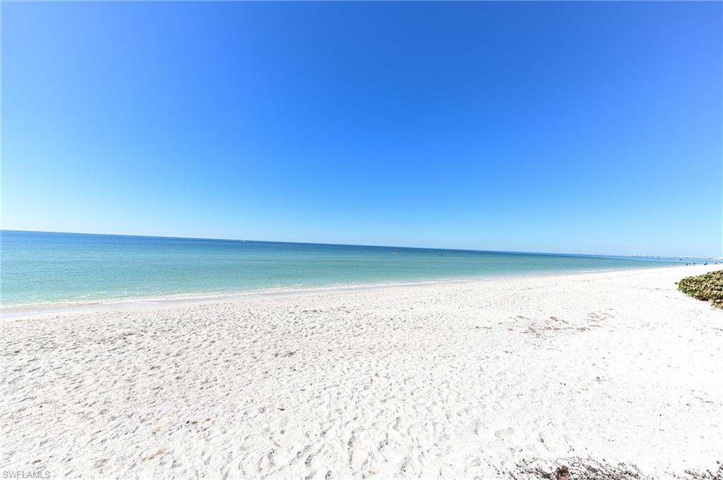 BAREFOOT BEACH - Residential