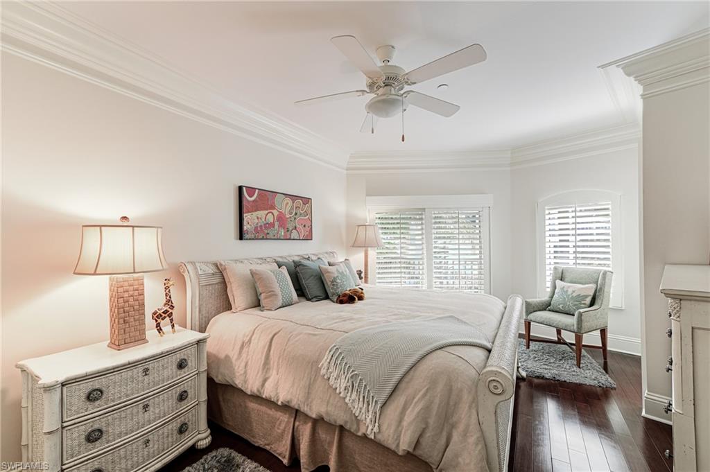 BAREFOOT BEACH - Residential