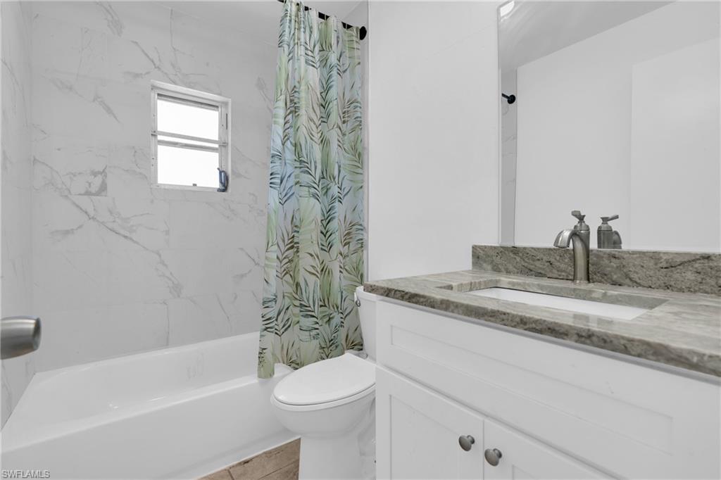 PINE MANOR - Residential