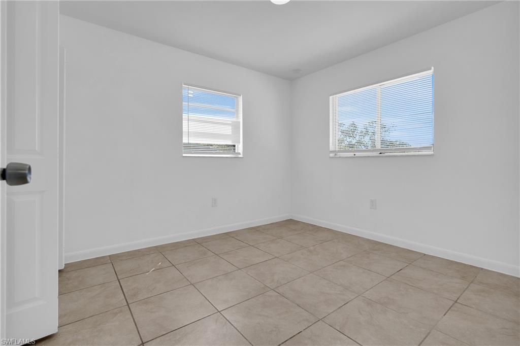 PINE MANOR - Residential