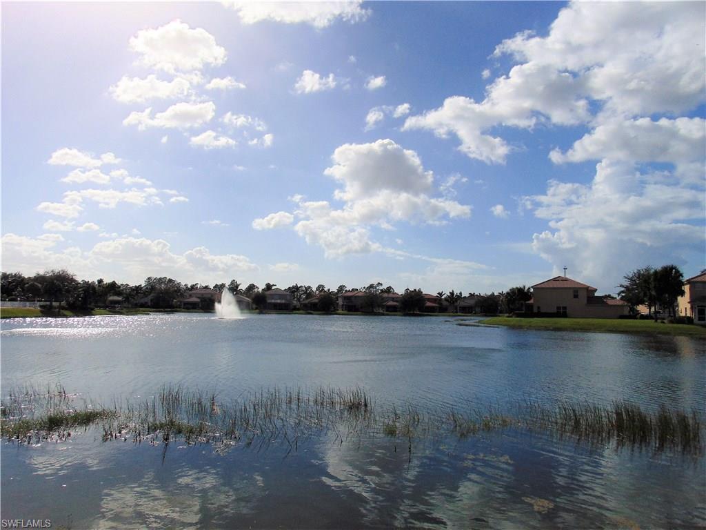 OLYMPIA POINTE - Residential