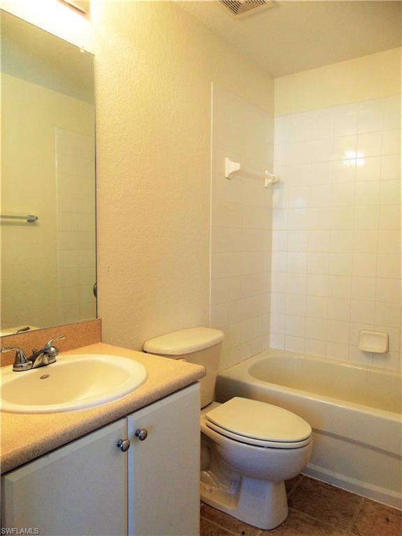 OLYMPIA POINTE - Residential