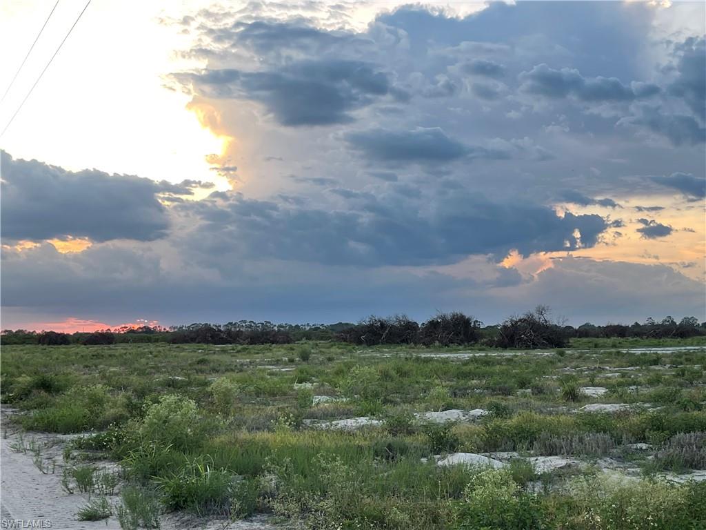 GERBER GROVES SEC 1 - Land