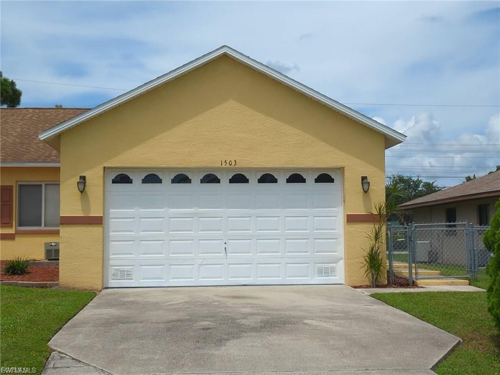 CAPE CORAL - Residential Lease