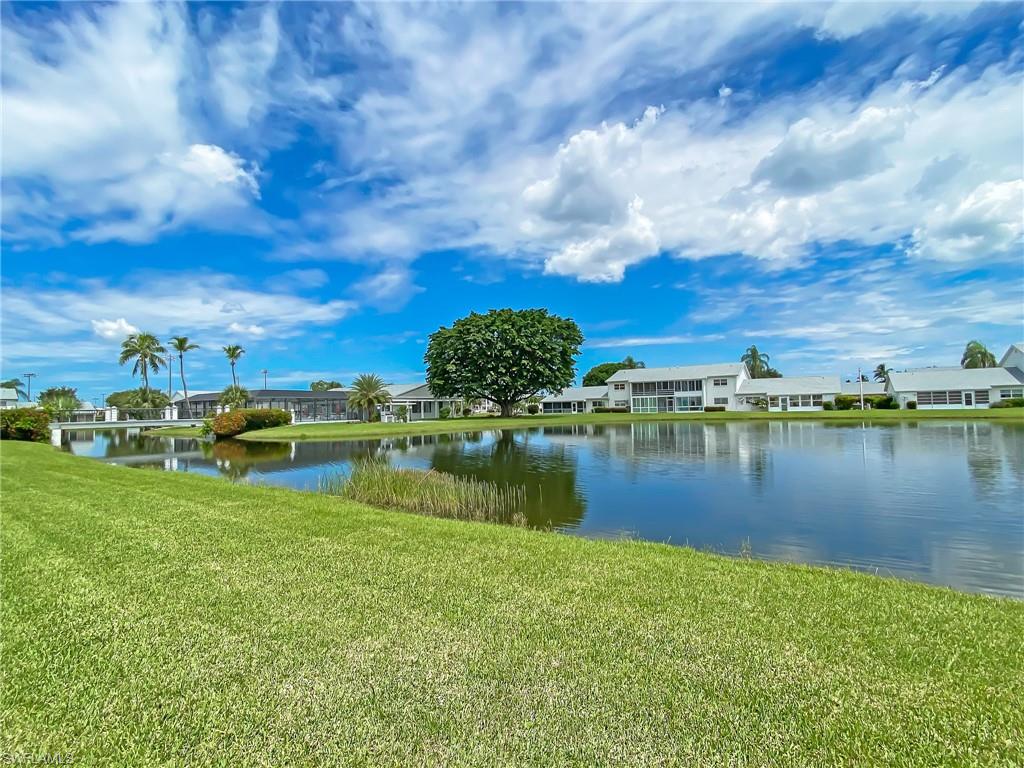 CYPRESS LAKES MANOR SOUTH - Residential