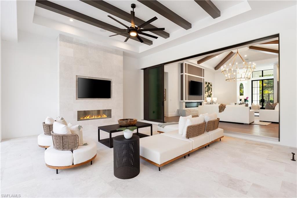 NAPLES CLUB ESTATES - Residential