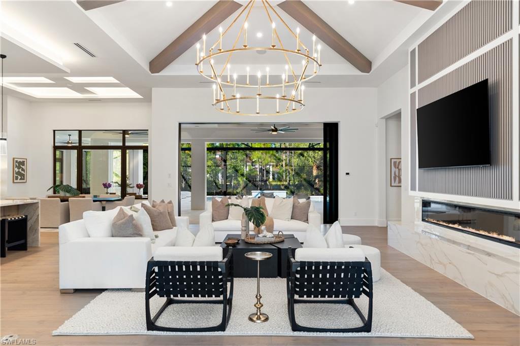 NAPLES CLUB ESTATES - Residential