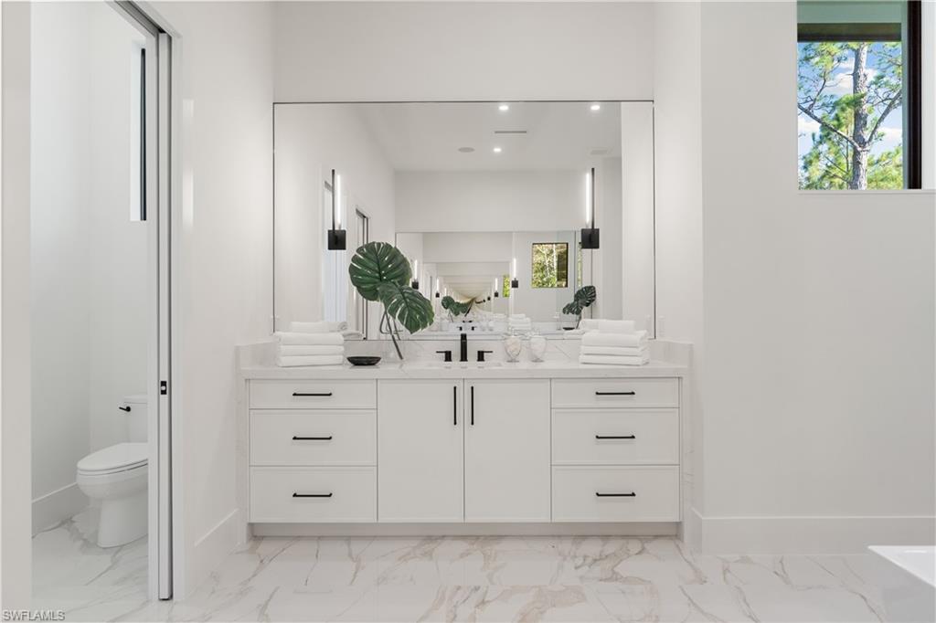 NAPLES CLUB ESTATES - Residential