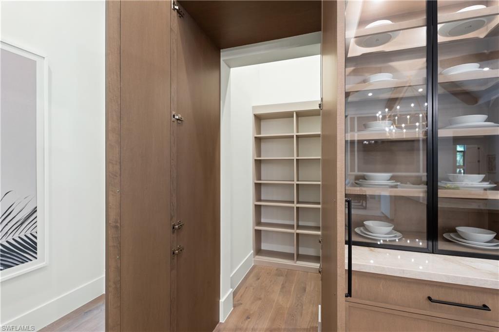 NAPLES CLUB ESTATES - Residential