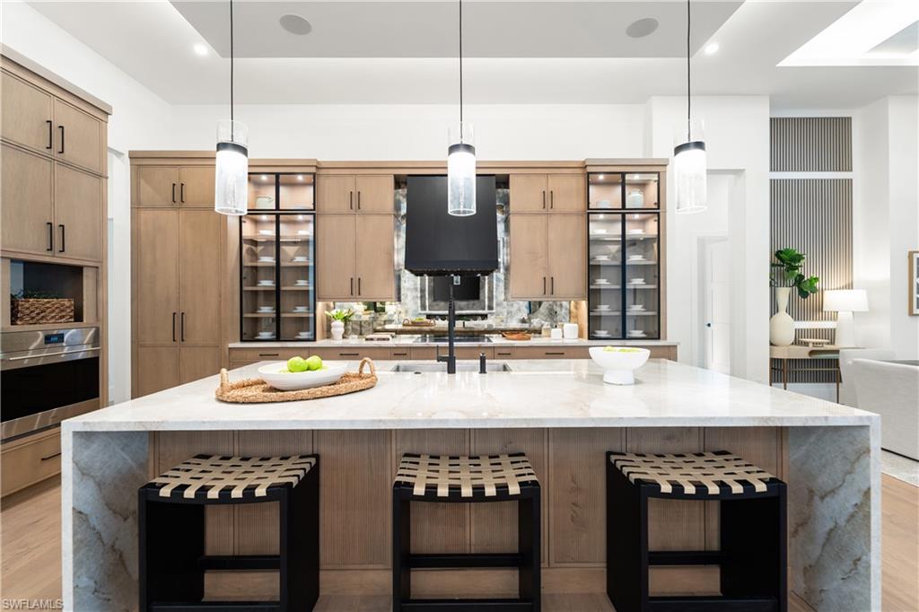 NAPLES CLUB ESTATES - Residential