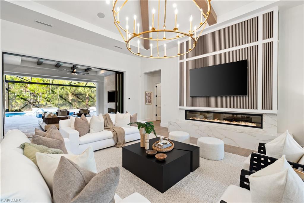 NAPLES CLUB ESTATES - Residential