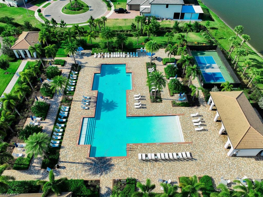 MAPLE RIDGE - Residential Lease