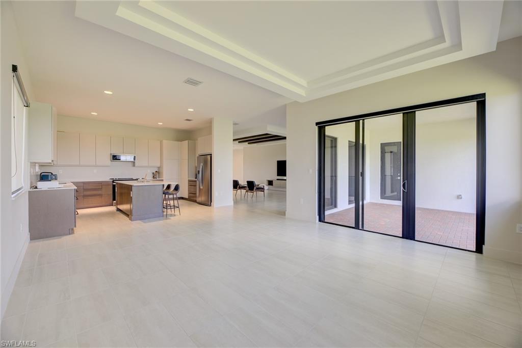 MAPLE RIDGE - Residential Lease