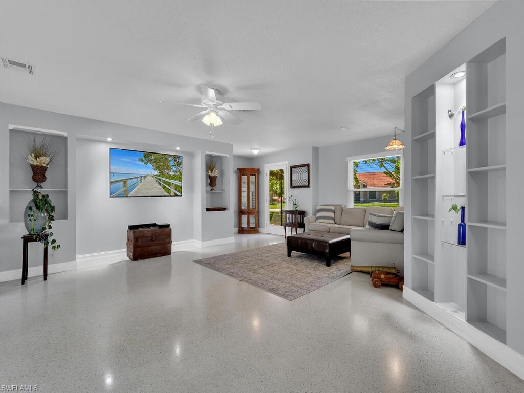 PINE HURST ESTATES - Residential