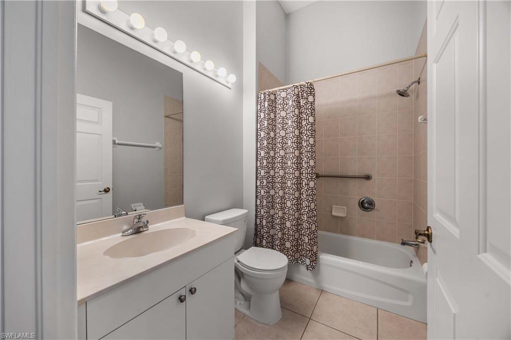 SPANISH WELLS - Residential