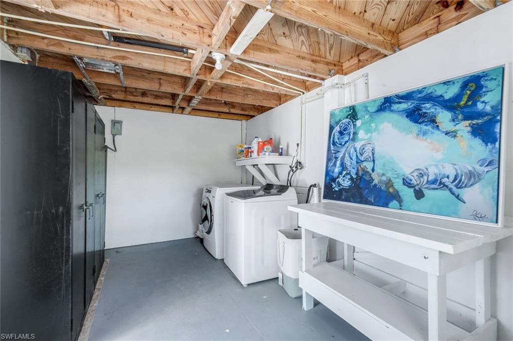 SANIBEL SHORES - Residential