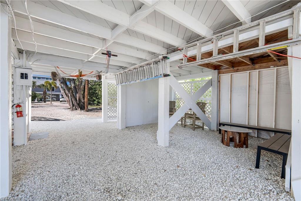 SANIBEL SHORES - Residential