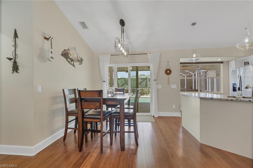 SAN CARLOS PARK - Residential