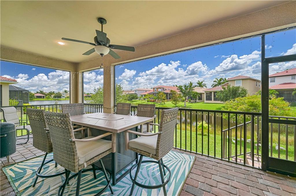 BANYAN BAY - Residential