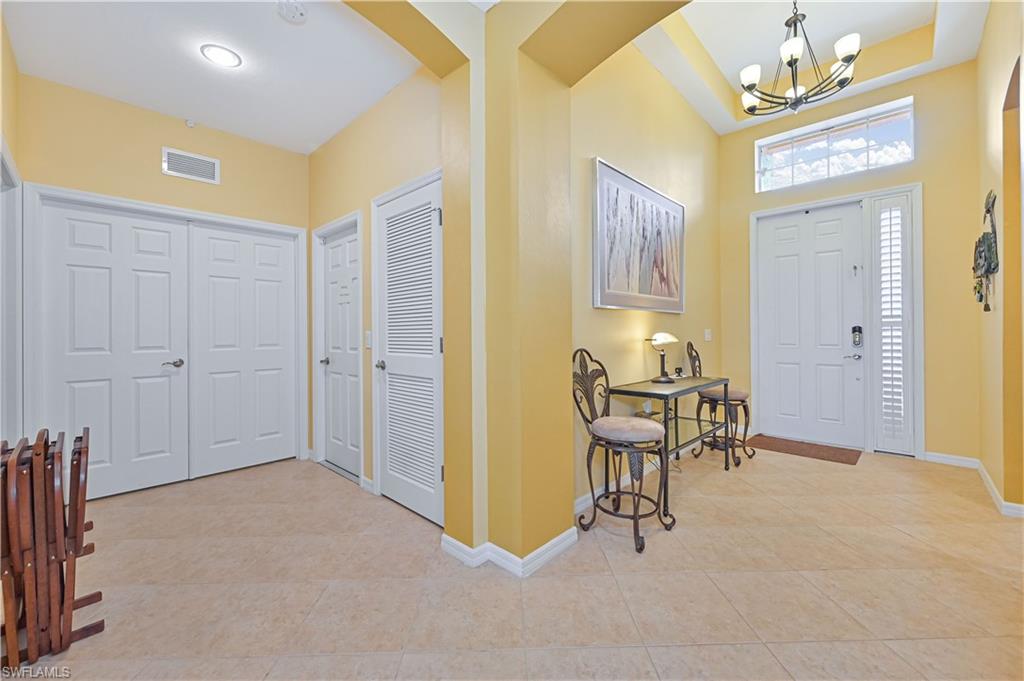 BANYAN BAY - Residential