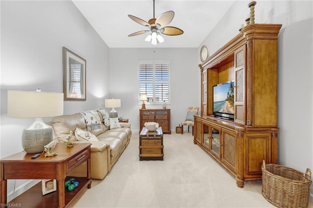 THE SHORES - Residential