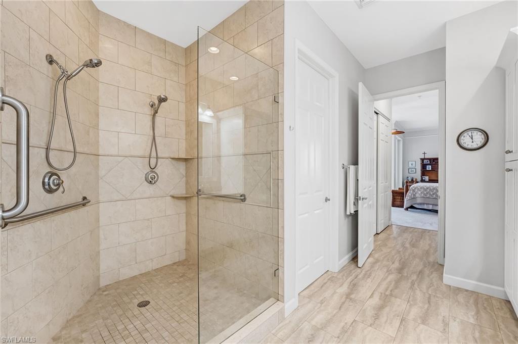 THE SHORES - Residential