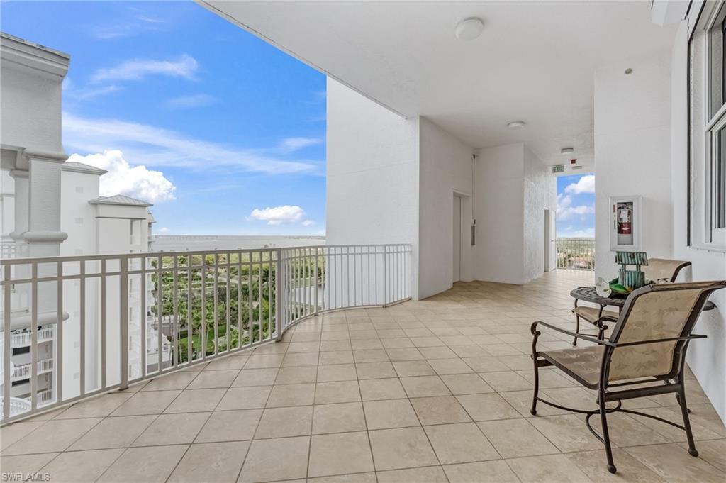 THE SHORES - Residential