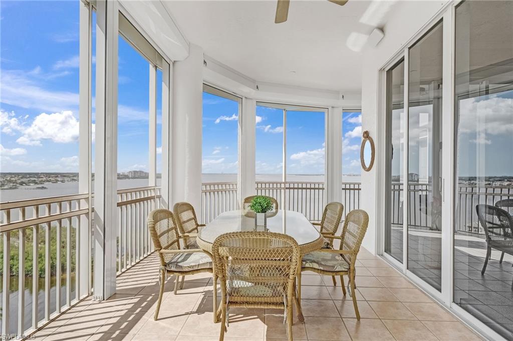 THE SHORES - Residential