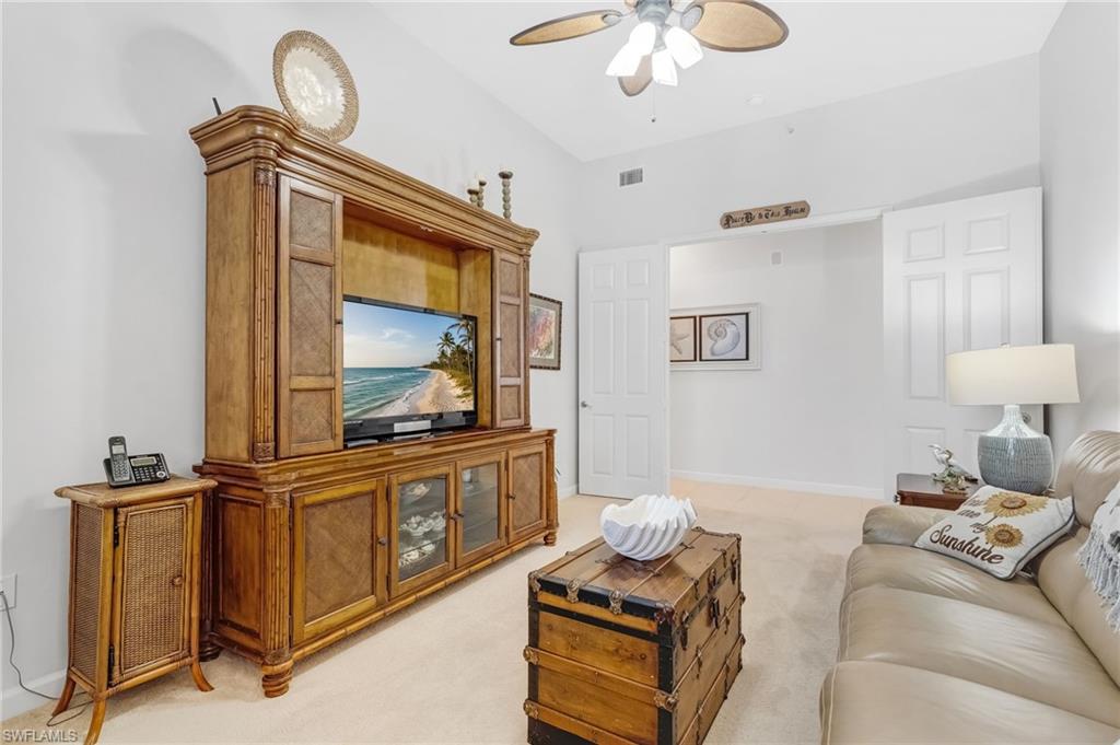 THE SHORES - Residential