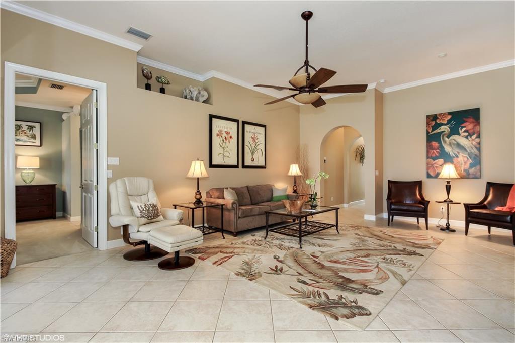 CROWN COLONY - Residential