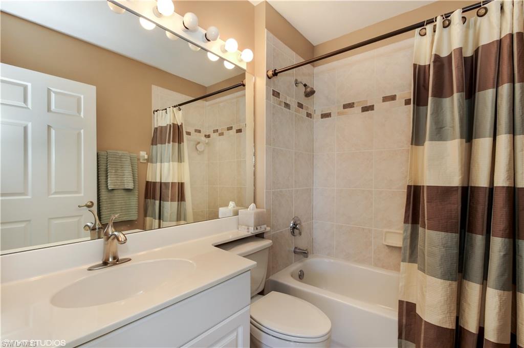 CROWN COLONY - Residential