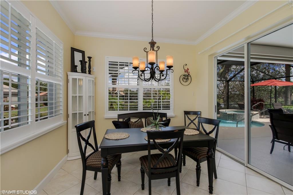 CROWN COLONY - Residential