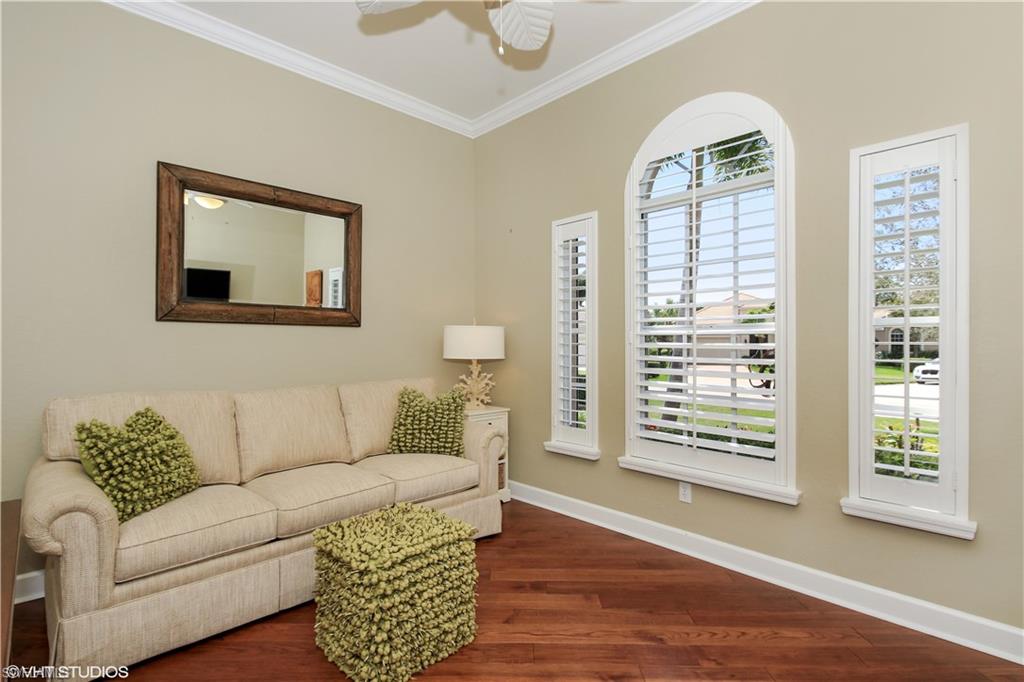 CROWN COLONY - Residential